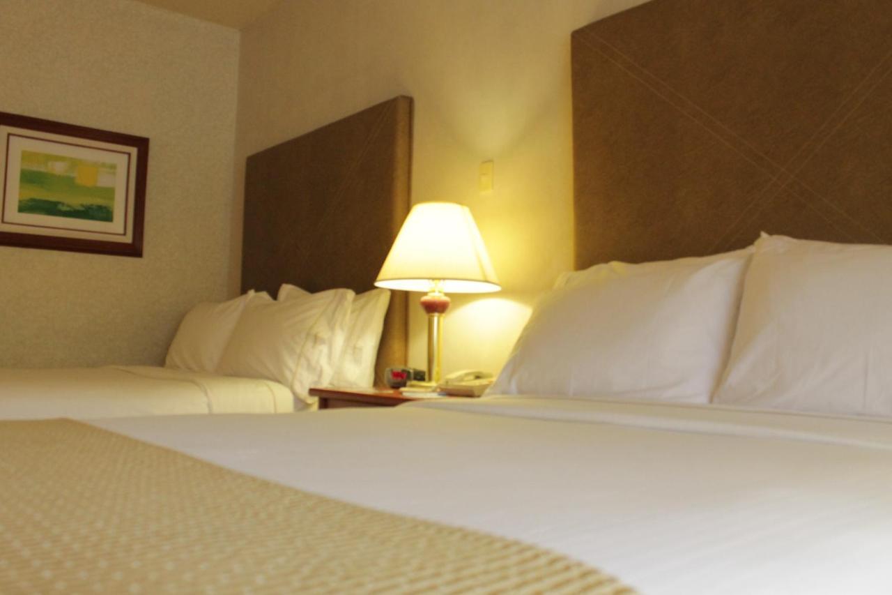 Holiday Inn Express Chihuahua By Ihg Extérieur photo