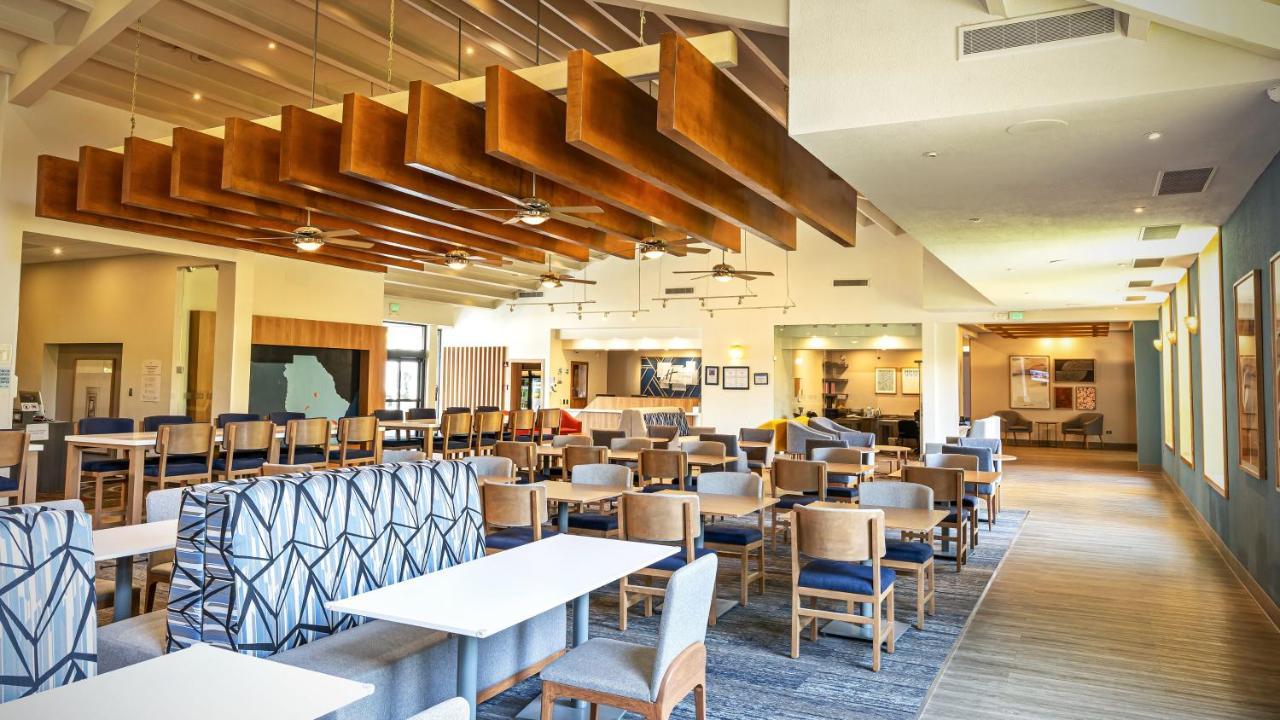 Holiday Inn Express Chihuahua By Ihg Extérieur photo