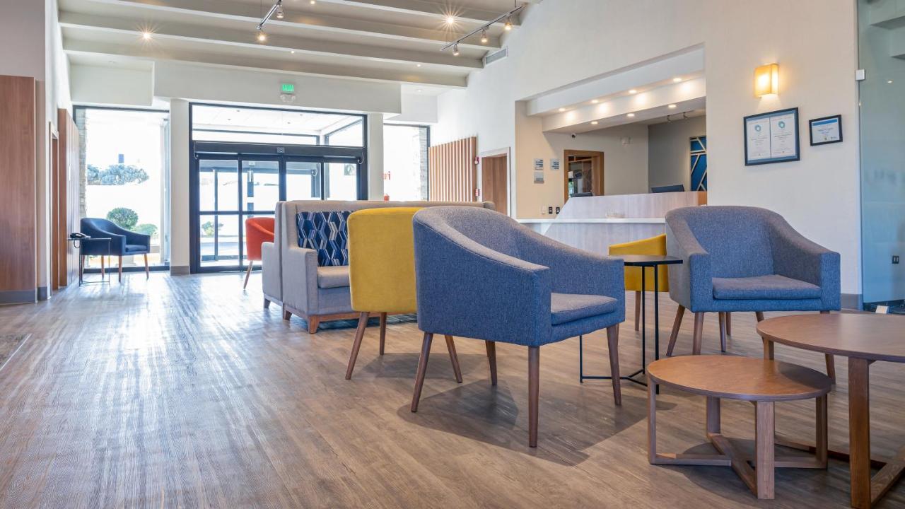 Holiday Inn Express Chihuahua By Ihg Extérieur photo