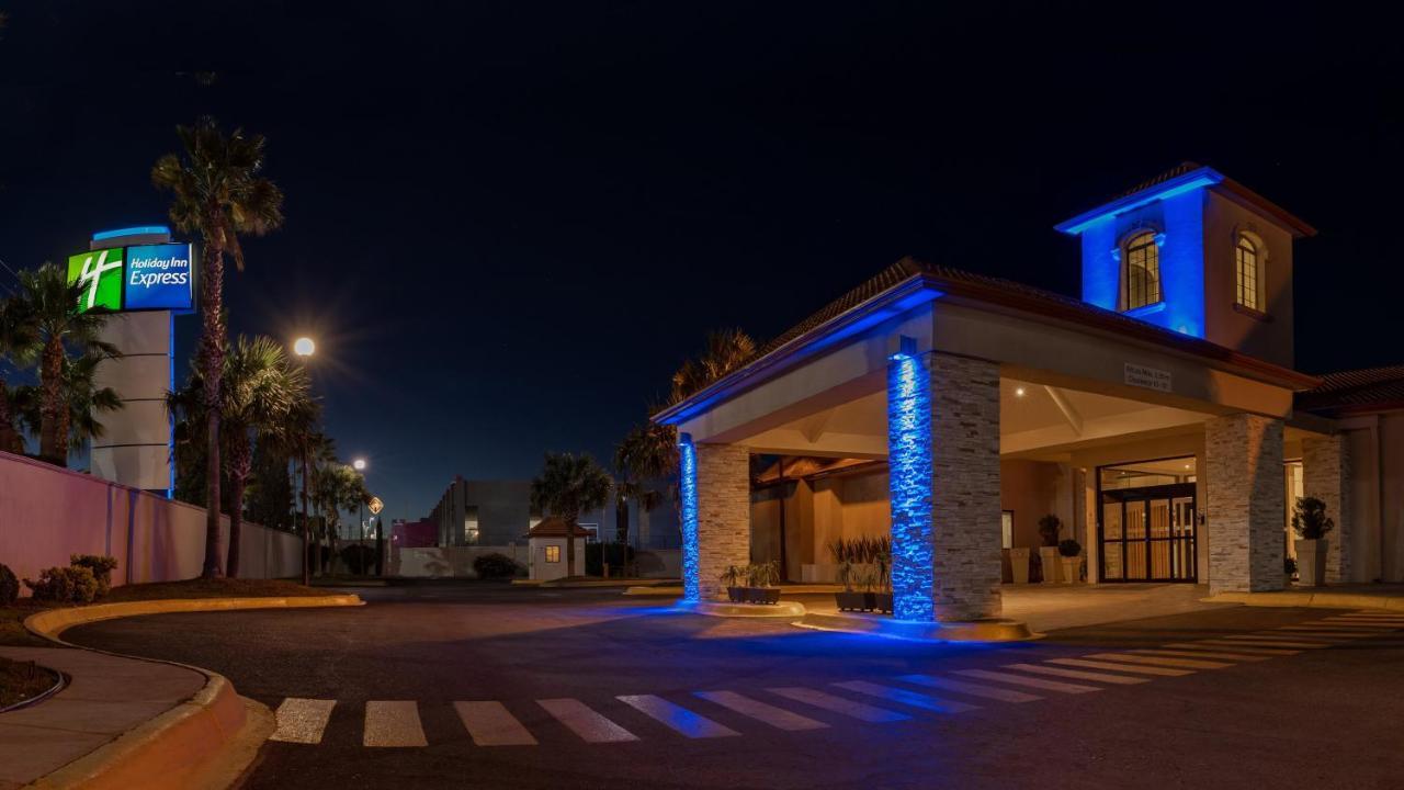 Holiday Inn Express Chihuahua By Ihg Extérieur photo