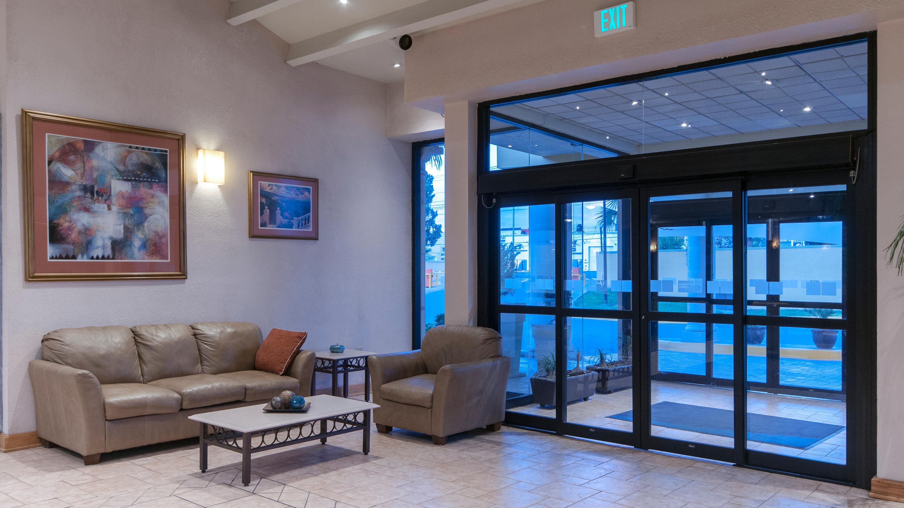 Holiday Inn Express Chihuahua By Ihg Extérieur photo